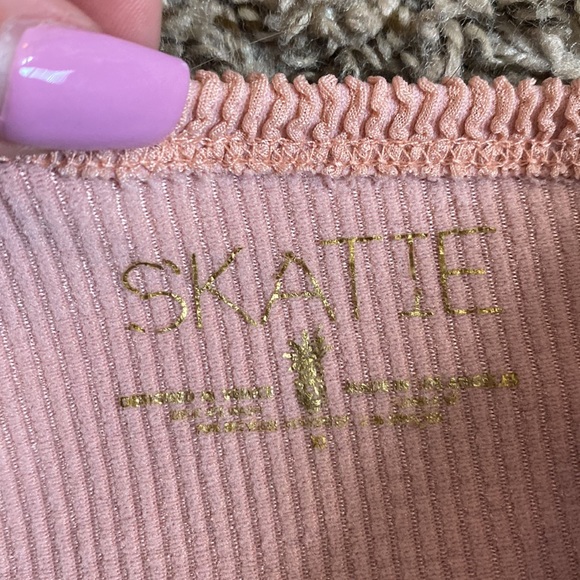 SKATIE - two piece bathingsuit - Picture 2 of 7